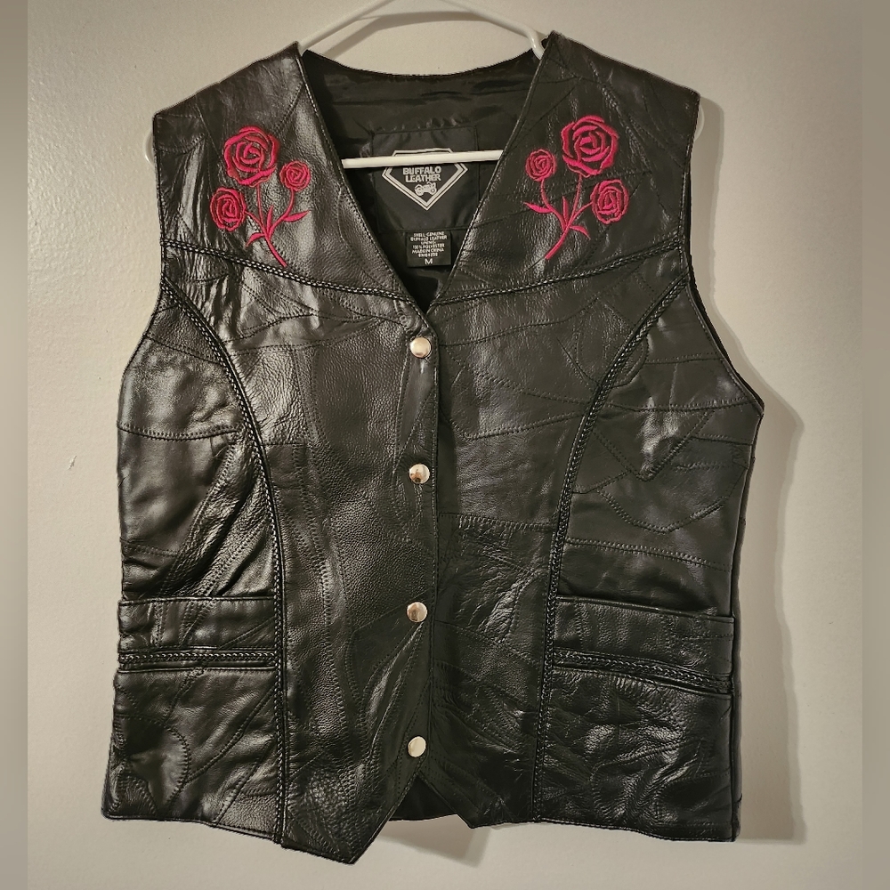 💕LIKE-NEW💕 Womens Black Leather Biker Vest
